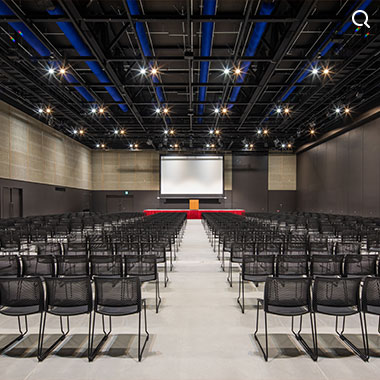 ホールA(シアター)